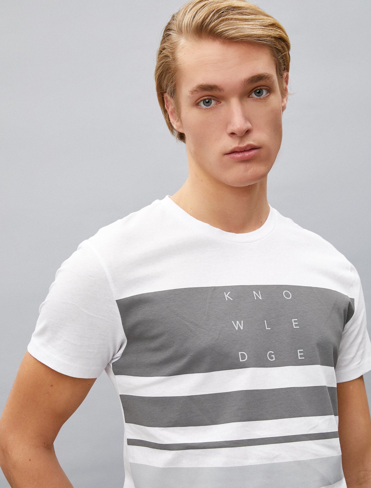 Koton Crew Neck Short Sleeve Men's T-Shirt