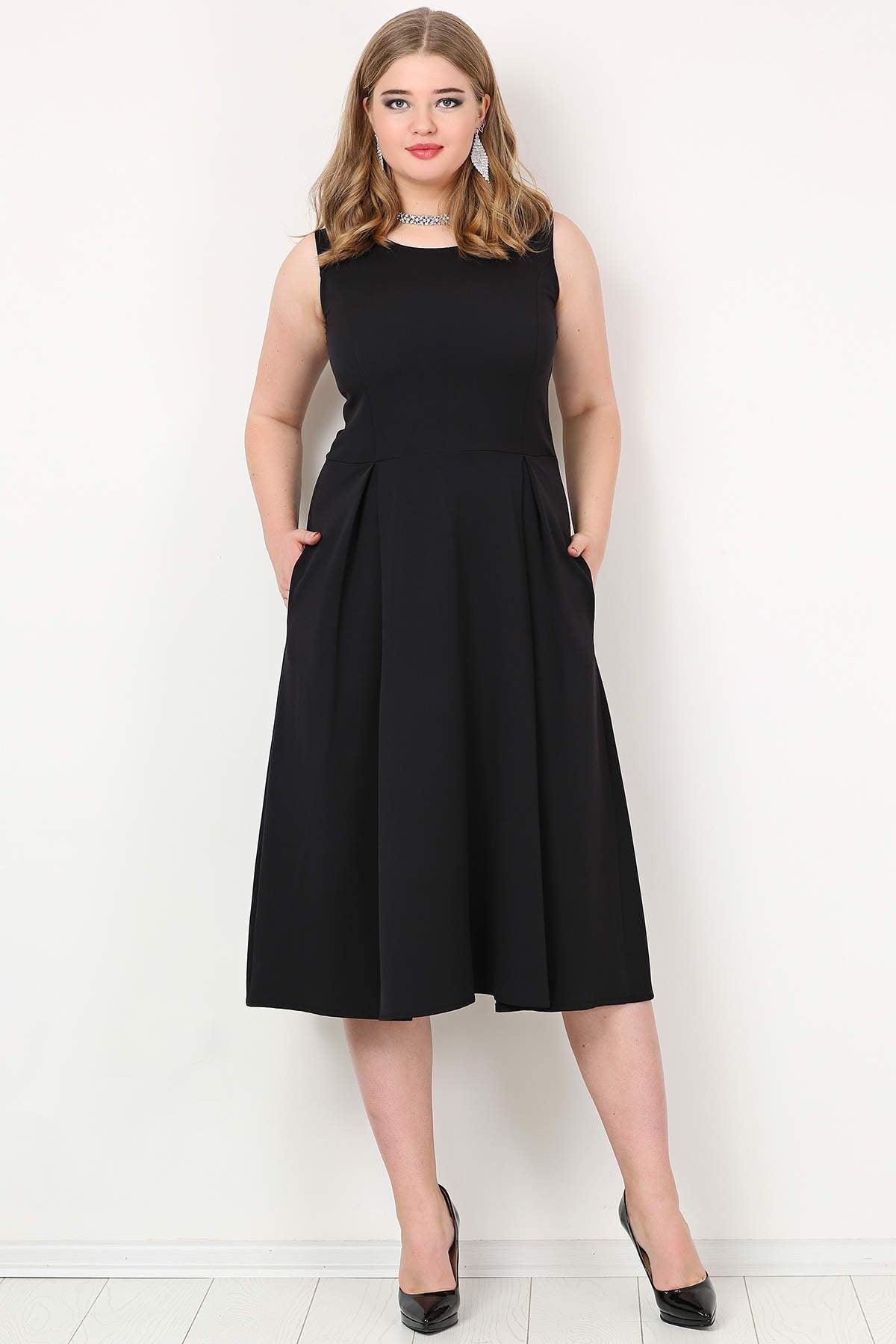 Women's Oversize Pocket Black Dress